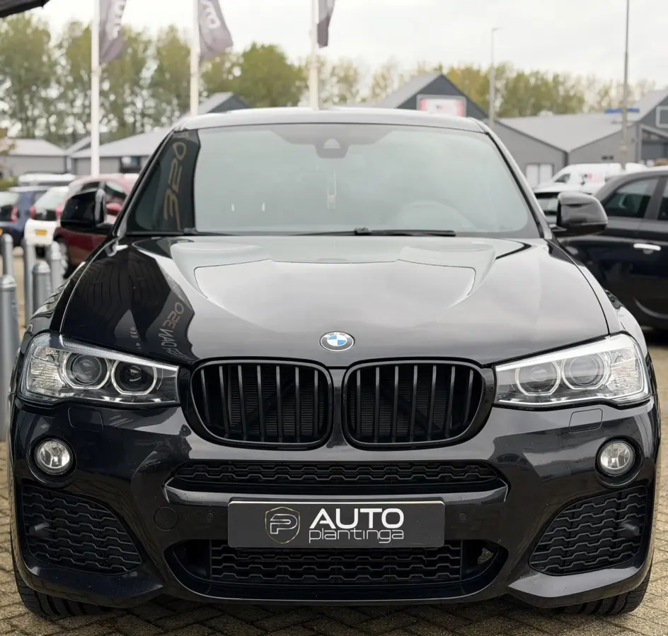 xDrive20d Centennial High Executive 190PK | Zeer Nette Staat! | PANO | M Pakket | Achteruitrijcamera | Elektrische Trekhaak | DAB+ | 19 Inch Lichtmetalen Velgen met 4 Nieuwe Banden | Lederen