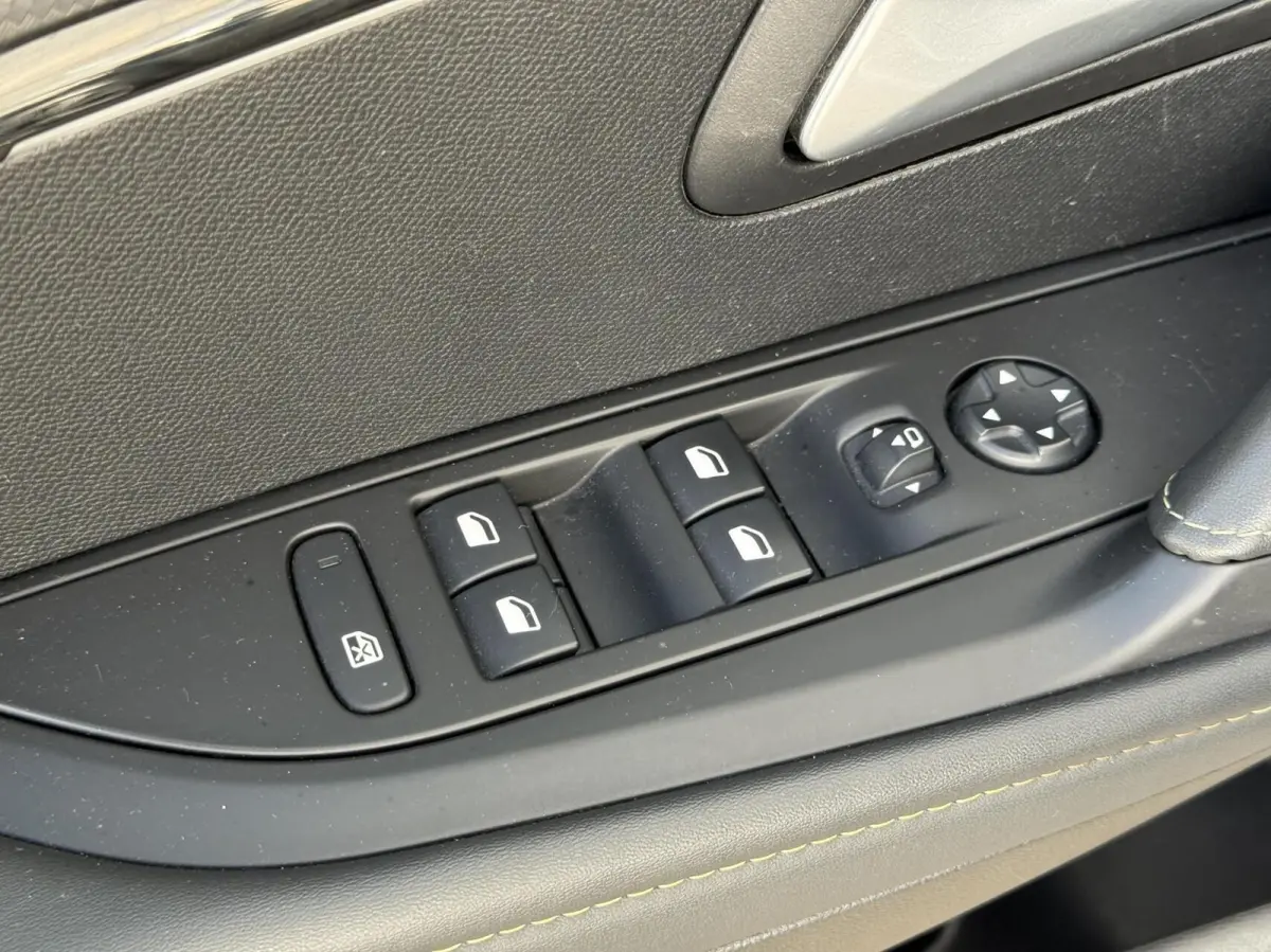 1.2 GT | Pano | Virtual | Cam | CarPlay | Keyle
