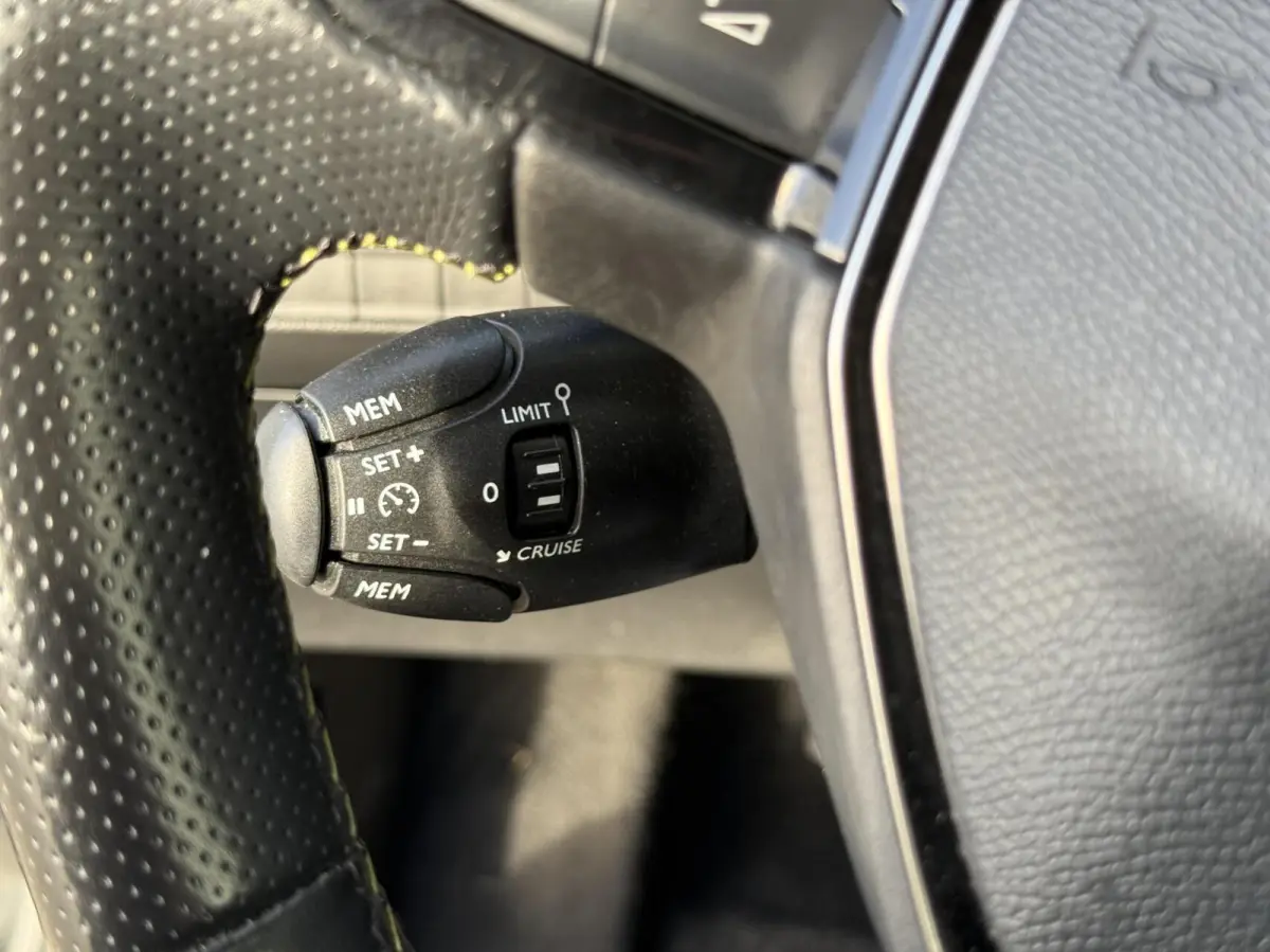 1.2 GT | Pano | Virtual | Cam | CarPlay | Keyle