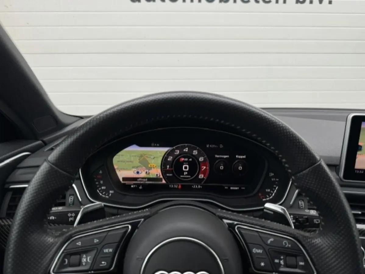 2.9 TFSI RS 4 quattro - Dealer onderhouden - Volledig origineel - Ceramic remmen - Panorama dak - NardoGrey -Massage