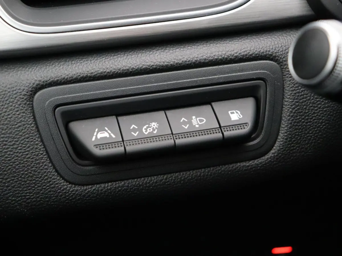 1.6 E-Tech Plug-in Hybrid 160 Intens | Adaptieve Cruise Control | Stuurwielverwarming | Navigatie | Achteruitrijcamera | Blinde Hoek Detectie