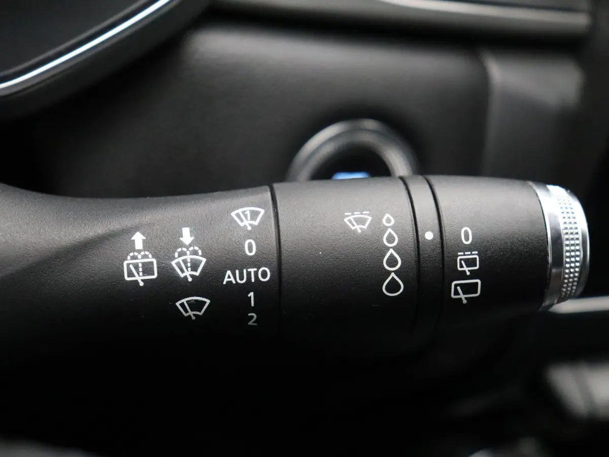 1.6 E-Tech Plug-in Hybrid 160 Intens | Adaptieve Cruise Control | Stuurwielverwarming | Navigatie | Achteruitrijcamera | Blinde Hoek Detectie