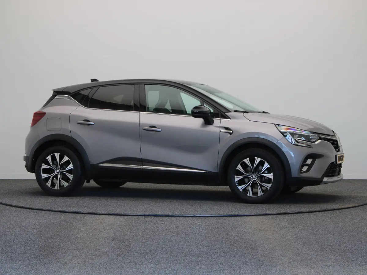 1.6 E-Tech Hybrid 145 Techno | Automaat | Climate control | Achteruitrijcamera | Cruise control |