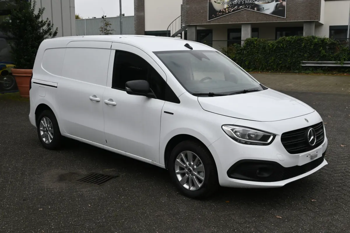 112 Pro L2 51 kWh Climate controle, Snellader, Zitcomfort pakket, Armsteun, Etc.