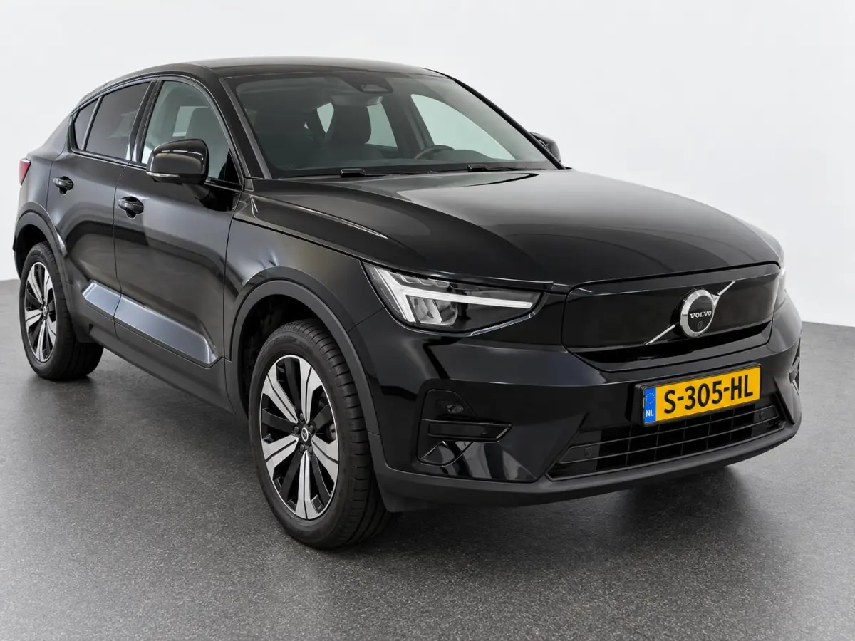 Recharge Plus 69 kWh SoH 95% Panoramadak Camera Apple Carplay Android Auto Navigatie Adaptive Cruise Control Warmtepomp Stoel- en stuurverwarming Keyless Entry Climate Control
