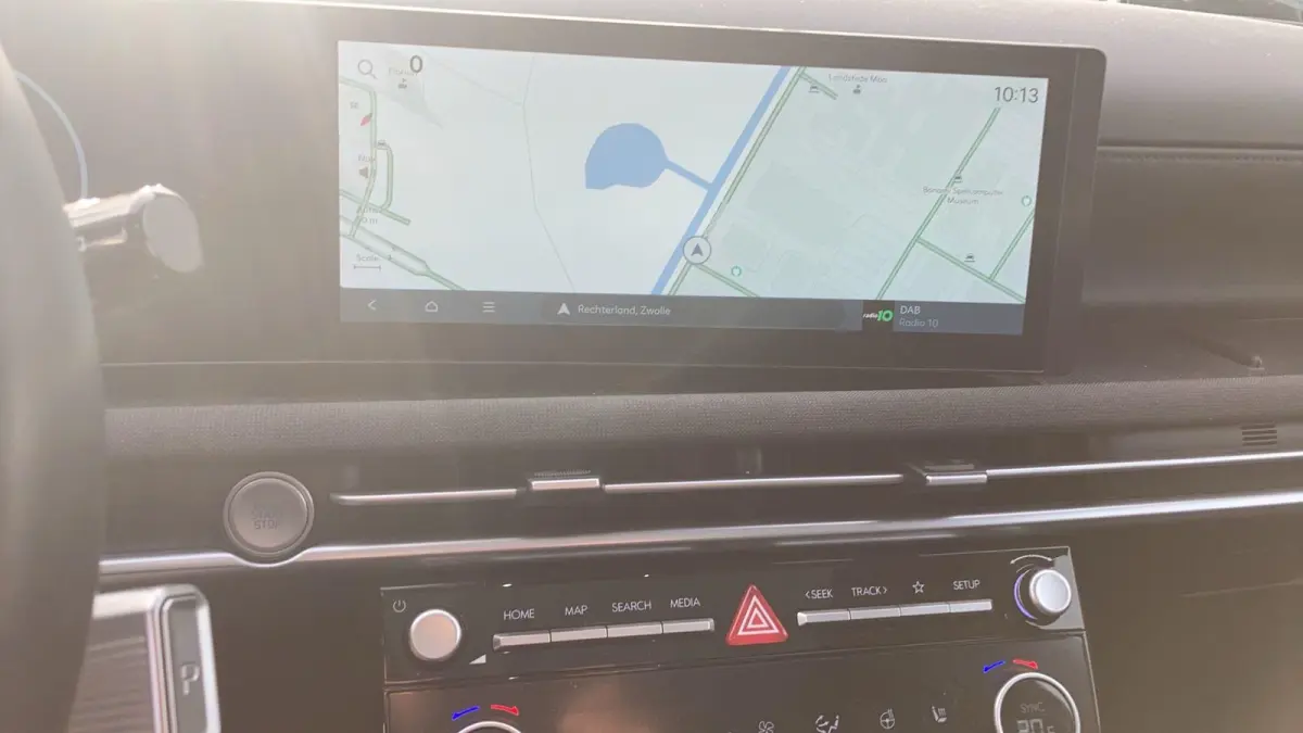 1.6 T-GDI PHEV Premium Sky 4WD | Trekhaak | Panoramadak | Lederen Bekl. |