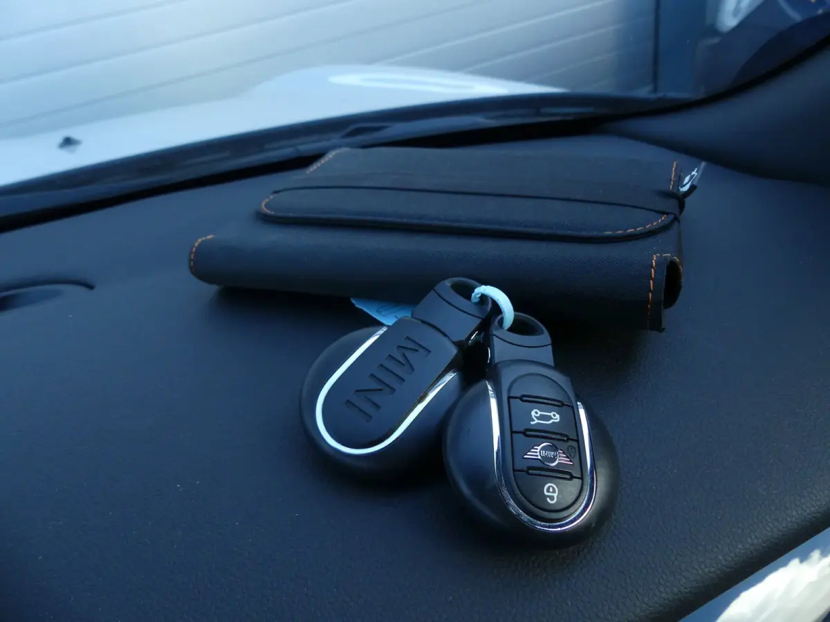 Automaat Carplay 17" Led Stoelverwarming Keyless