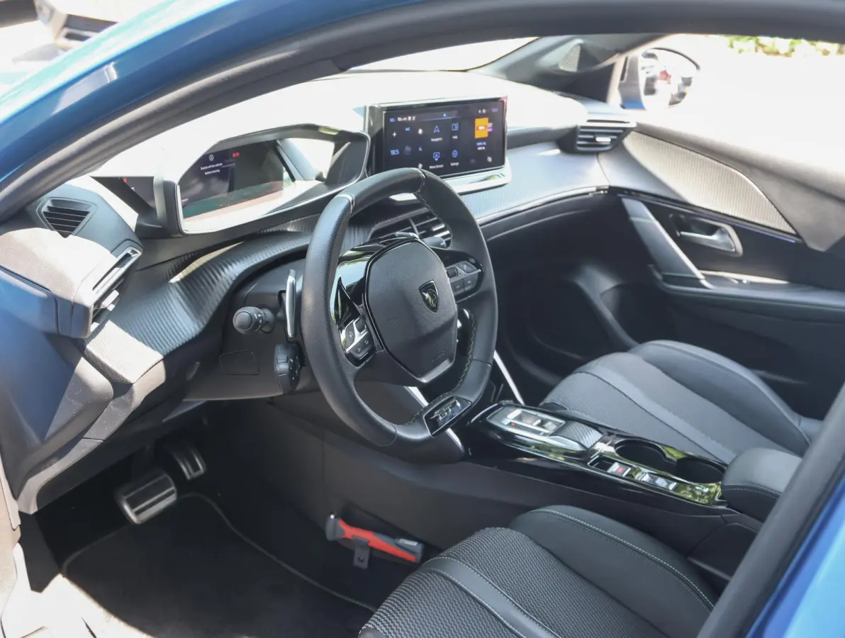 1.2 145pk Hybrid GT | Navigatie | Camera voor en achter | Adaptive Cruise Control | Draadloos Apple Carplay en Android Auto | Full LED kolampen