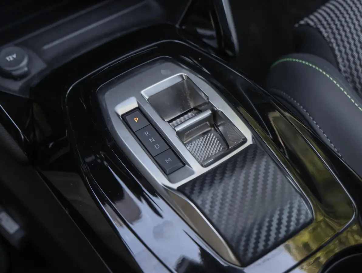 1.2 145pk Hybrid GT | Navigatie | Camera voor en achter | Adaptive Cruise Control | Draadloos Apple Carplay en Android Auto | Full LED kolampen