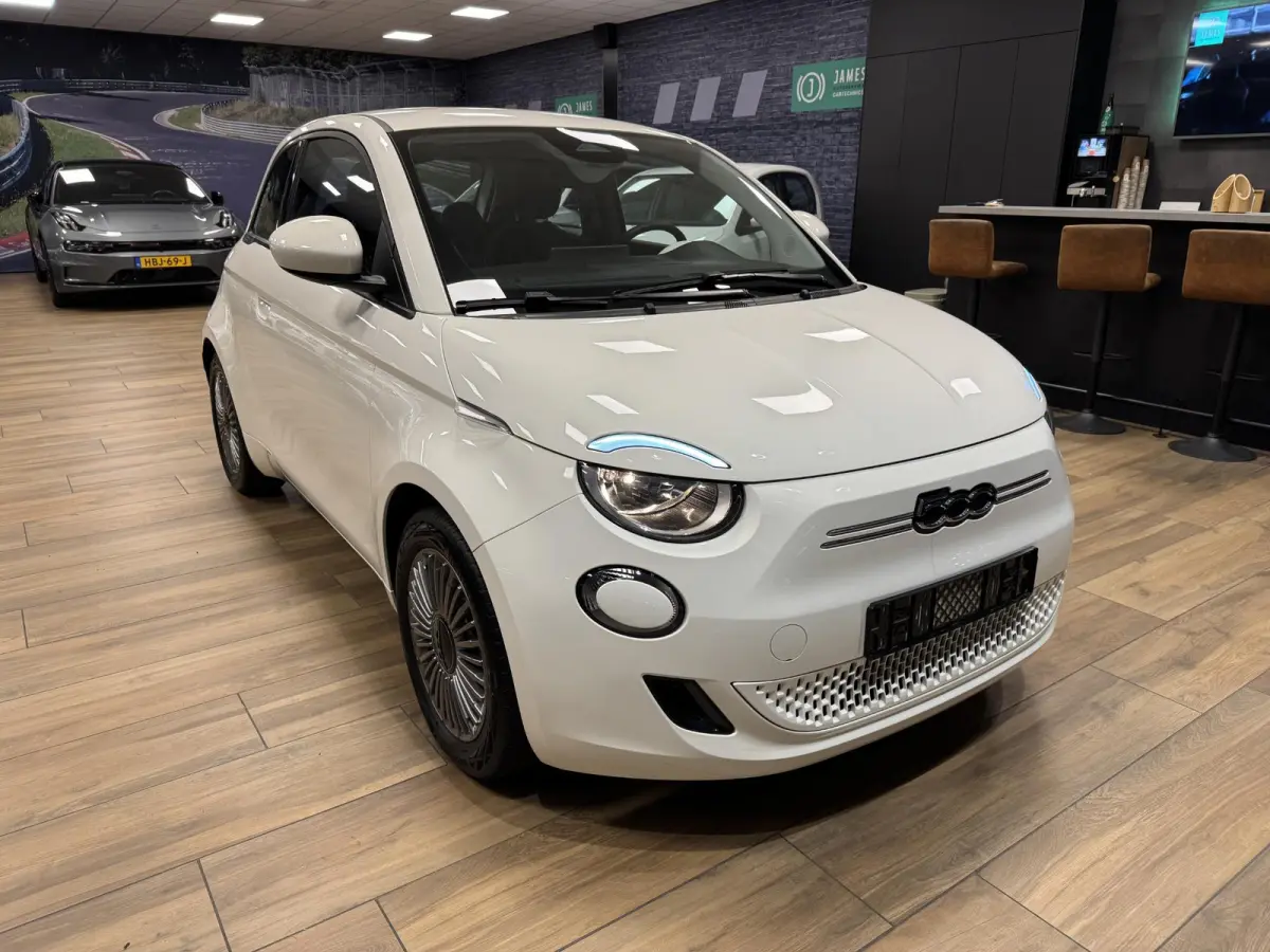 Urban 42 kWh |AIRCO|SNELLADEN|16" INCH LM VELGEN|CARPLAY|LED|