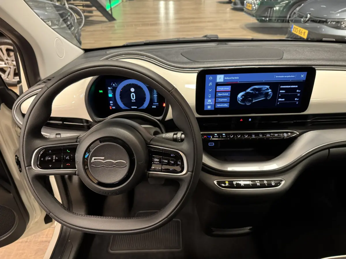 Urban 42 kWh |AIRCO|SNELLADEN|16" INCH LM VELGEN|CARPLAY|LED|