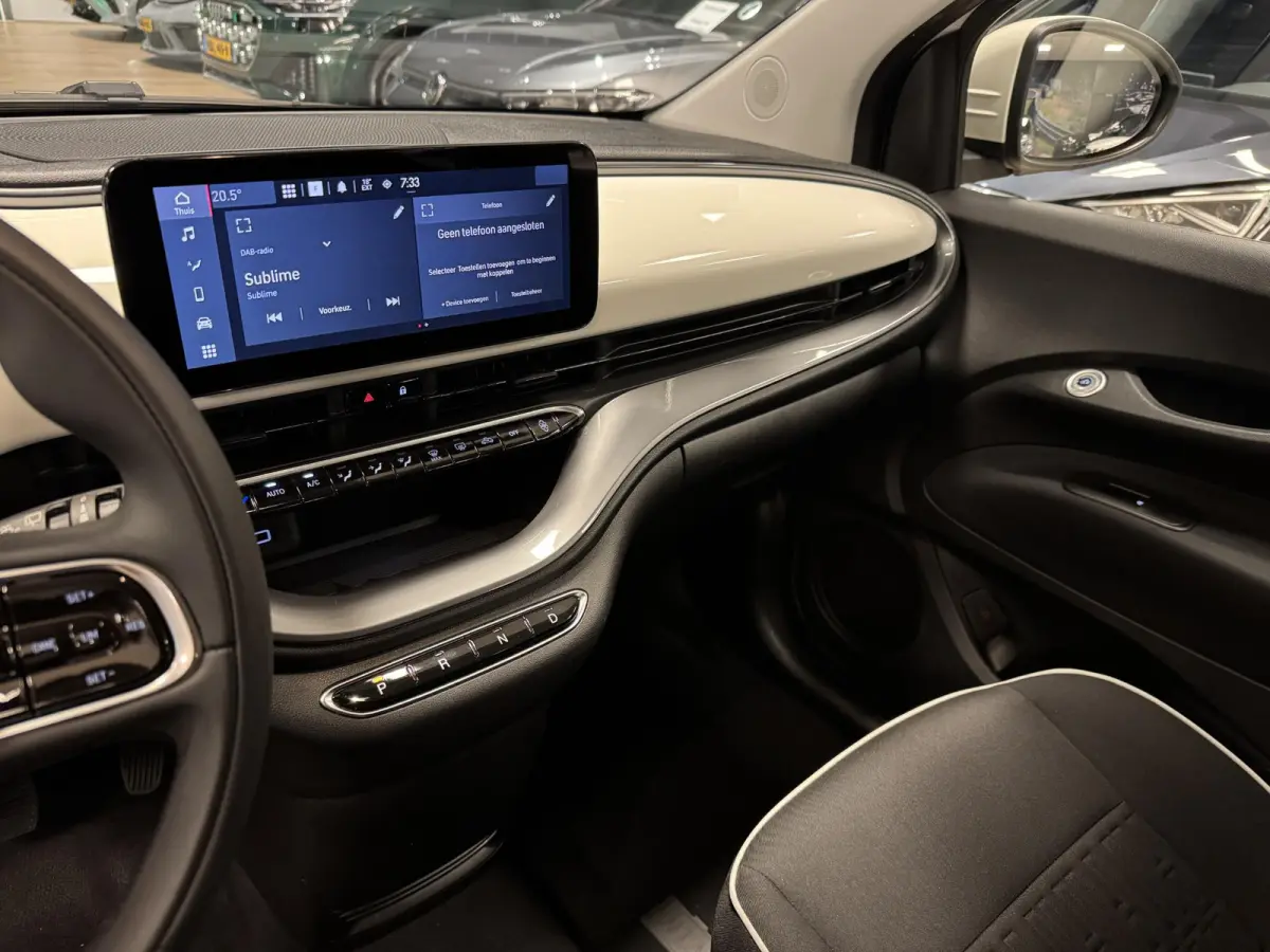Urban 42 kWh |AIRCO|SNELLADEN|16" INCH LM VELGEN|CARPLAY|LED|