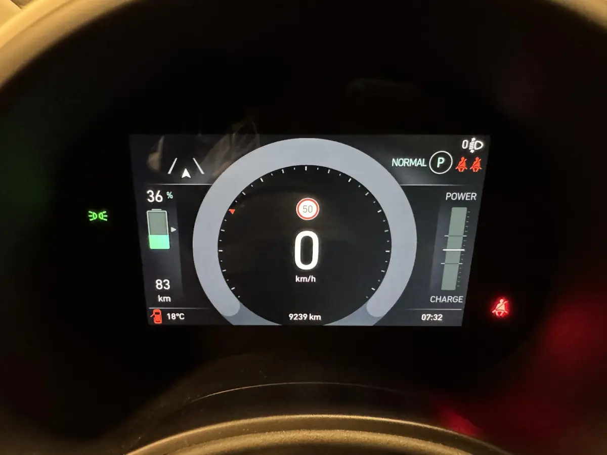 Urban 42 kWh |AIRCO|SNELLADEN|16" INCH LM VELGEN|CARPLAY|LED|