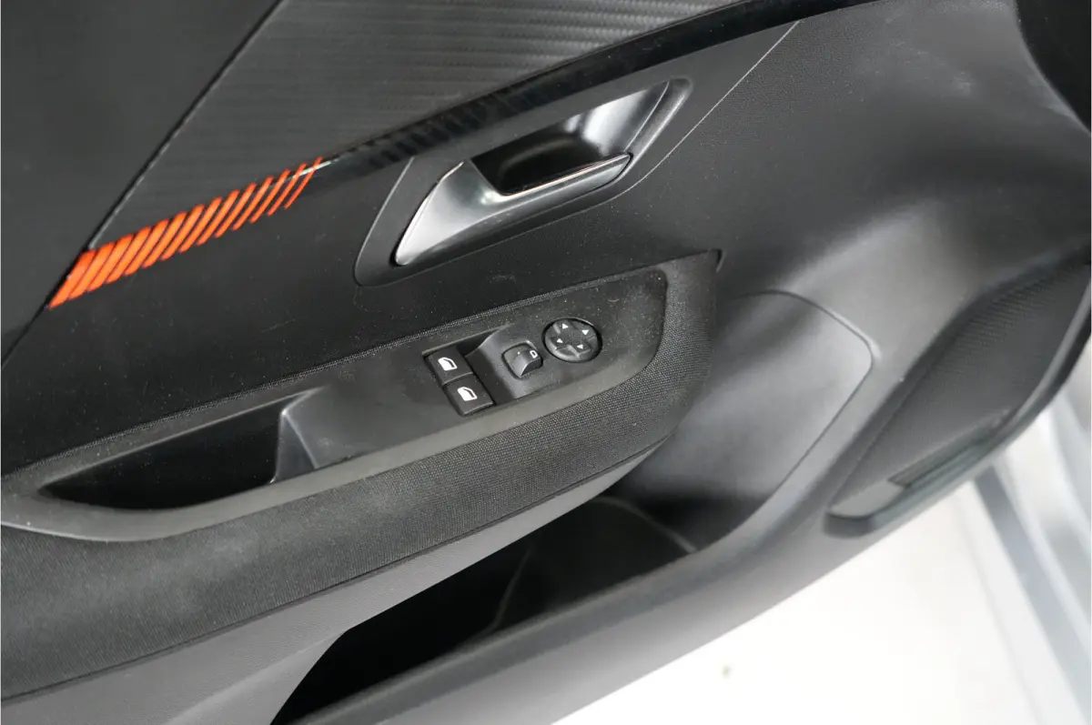 1.2 PureTech Active | Navi |