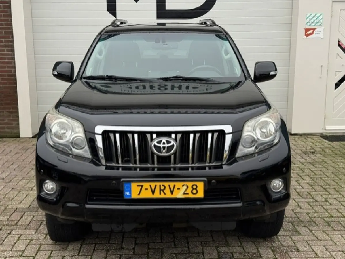 3.0 D-4D-F LX High Roof Window Van - NAP - Dealer onderhouden -Trekhaak-Grijs kenteken-bank voor geel aanwezig