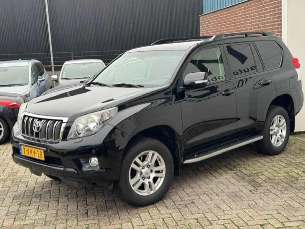 3.0 D-4D-F LX High Roof Window Van - NAP - Dealer onderhouden -Trekhaak-Grijs kenteken-bank voor geel aanwezig