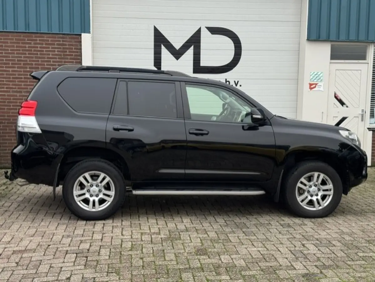3.0 D-4D-F LX High Roof Window Van - NAP - Dealer onderhouden -Trekhaak-Grijs kenteken-bank voor geel aanwezig