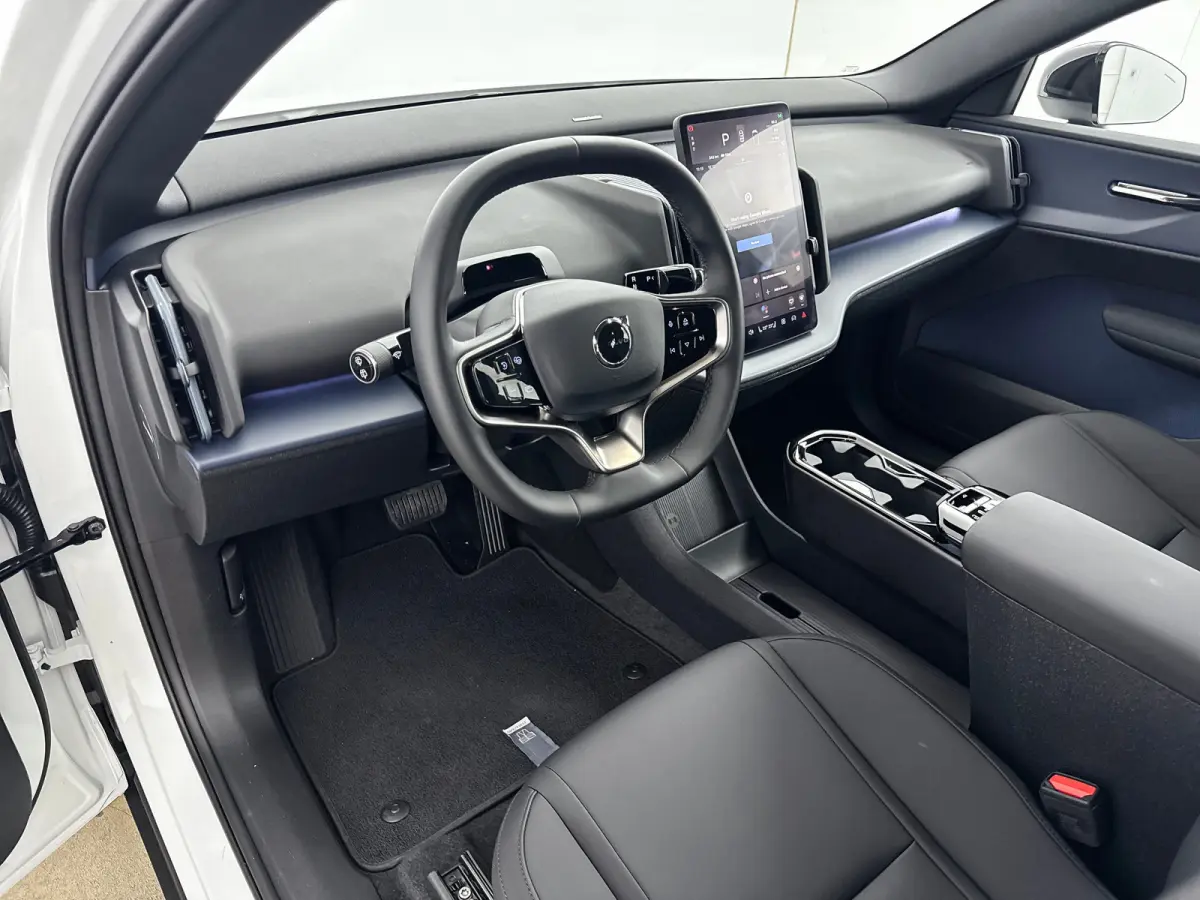 Single Motor Extended Range Plus Europa 69kWh | 19" Allseason | Stoel/Stuurverwarming | Elektr. verst. Stoelen | Harman Kardon | Adaptieve Cruise | BLIS | Parkeercamera