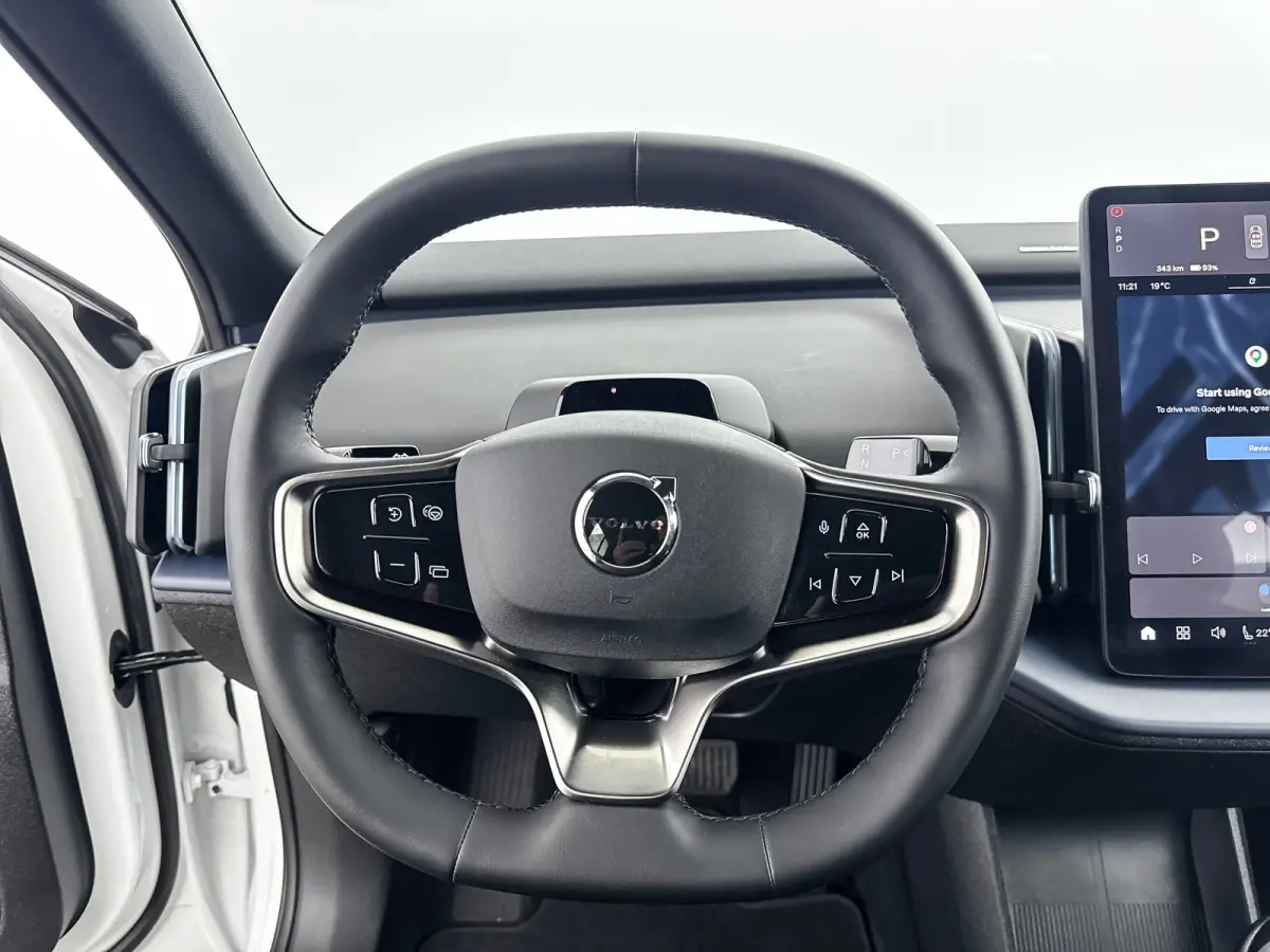 Single Motor Extended Range Plus Europa 69kWh | 19" Allseason | Stoel/Stuurverwarming | Elektr. verst. Stoelen | Harman Kardon | Adaptieve Cruise | BLIS | Parkeercamera