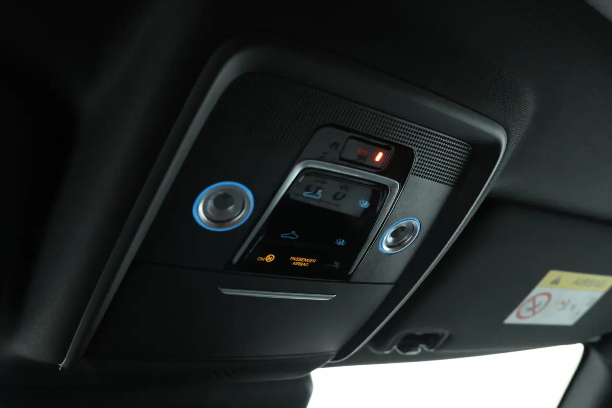 1.5 DM-i FWD Boost Plug in hybrid, Demo!