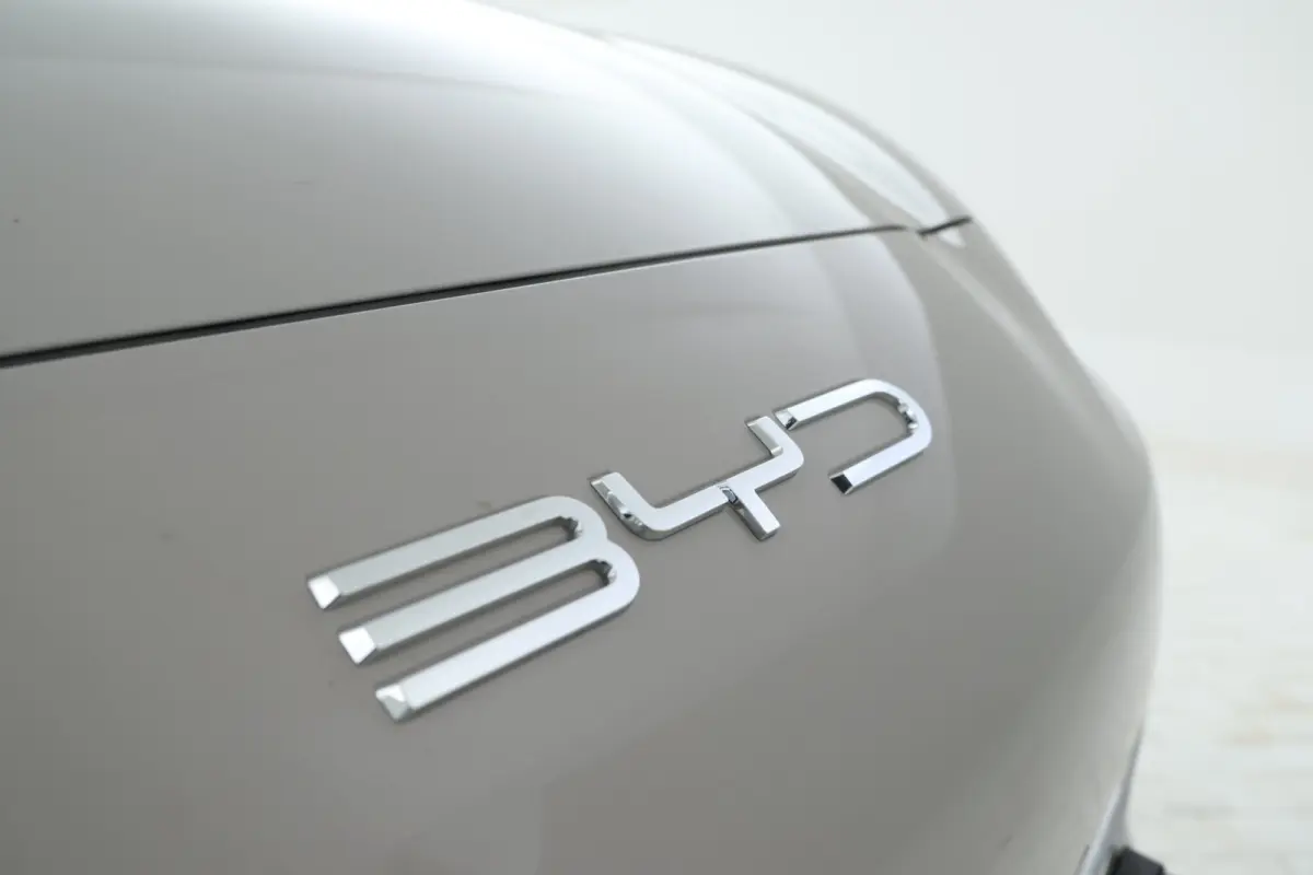 1.5 DM-i FWD Boost Plug in hybrid, Demo!