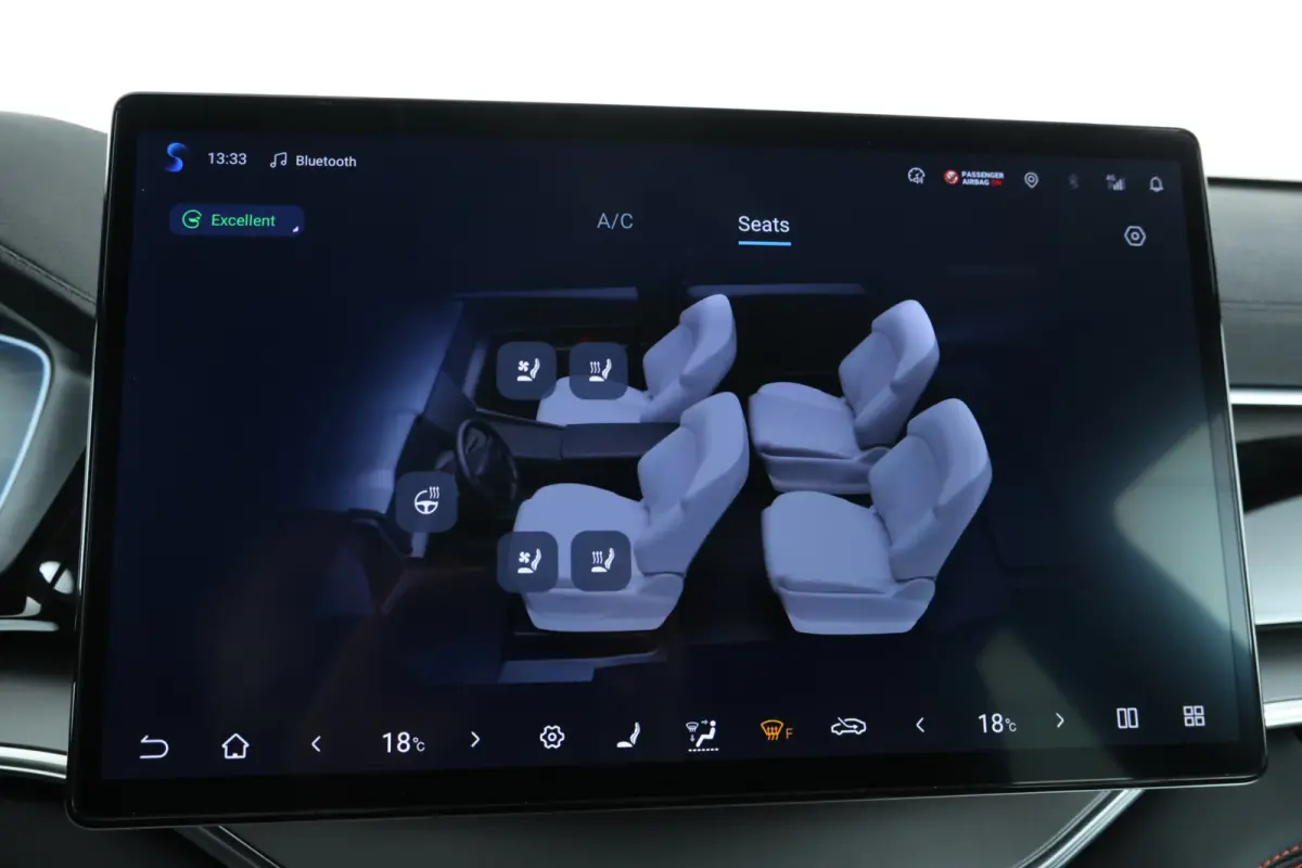1.5 DM-i FWD Boost Plug in hybrid, Demo!