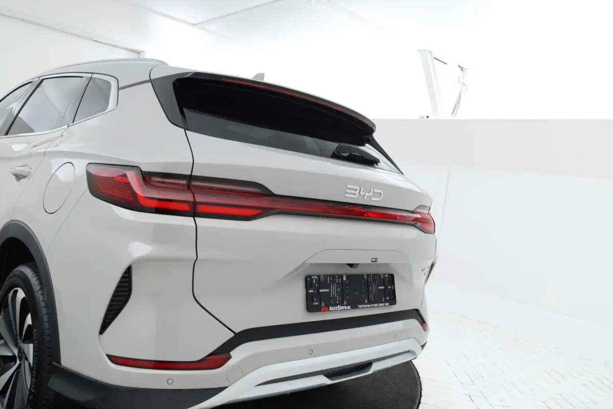 1.5 DM-i FWD Boost Plug in hybrid, Demo!