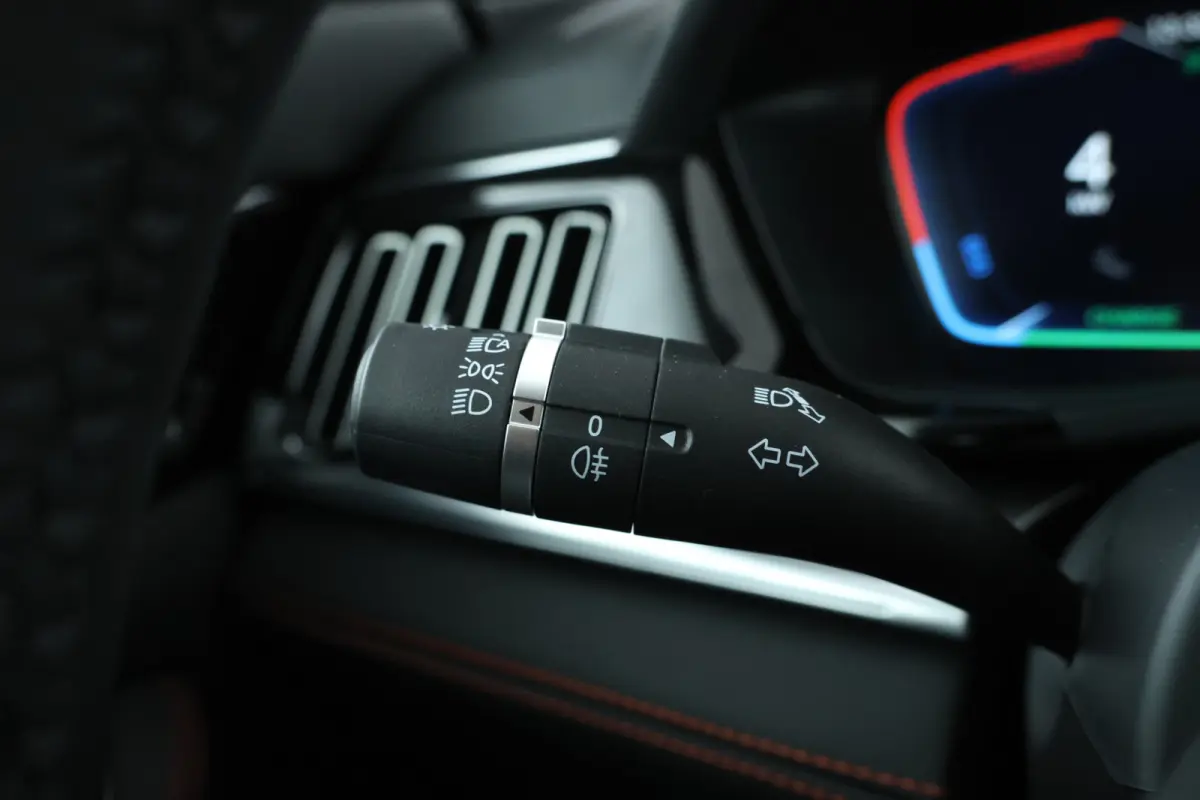 1.5 DM-i FWD Boost Plug in hybrid, Demo!