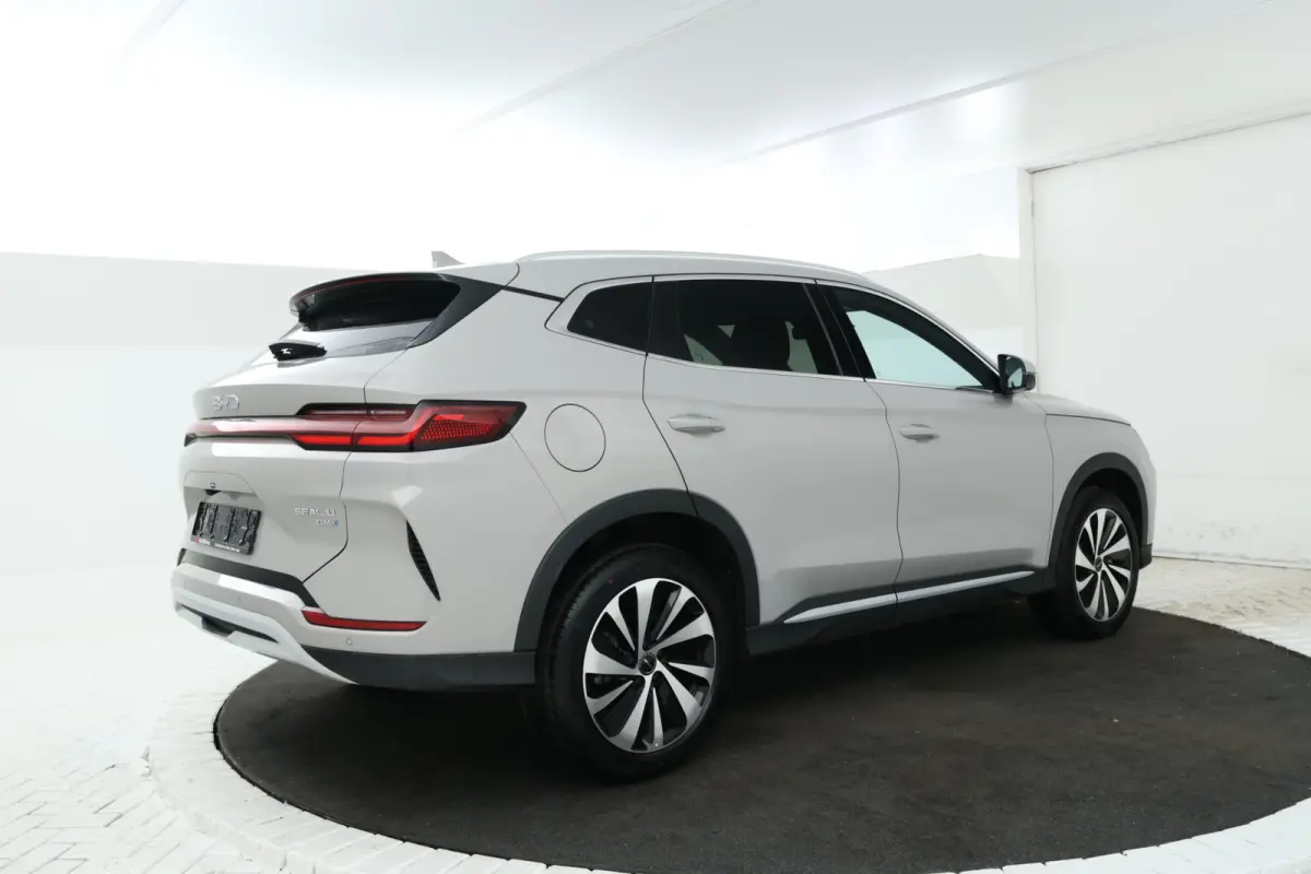 1.5 DM-i FWD Boost Plug in hybrid, Demo!