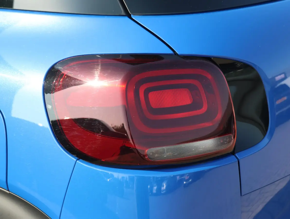1.2 PureTech S&S Feel | 1ste Eigenaar | Navigatie | LED | Parkeersensor achter | Apple Carplay & Android Auto | DAB