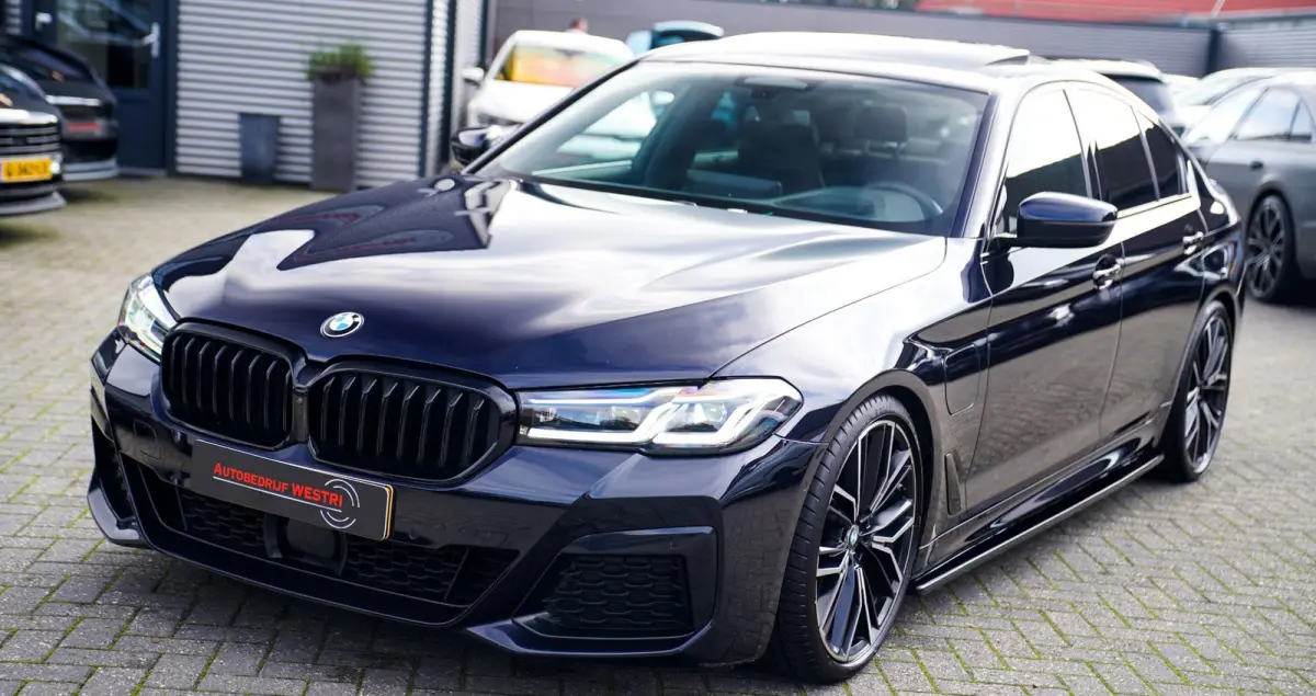 545e xDrive High Executive | Head Up Display | M-Kuipstoelen | Maxton-pakket | 360 Camera | harman/Kardon