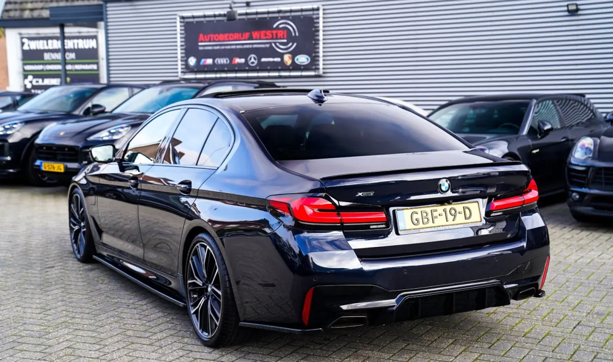 545e xDrive High Executive | Head Up Display | M-Kuipstoelen | Maxton-pakket | 360 Camera | harman/Kardon