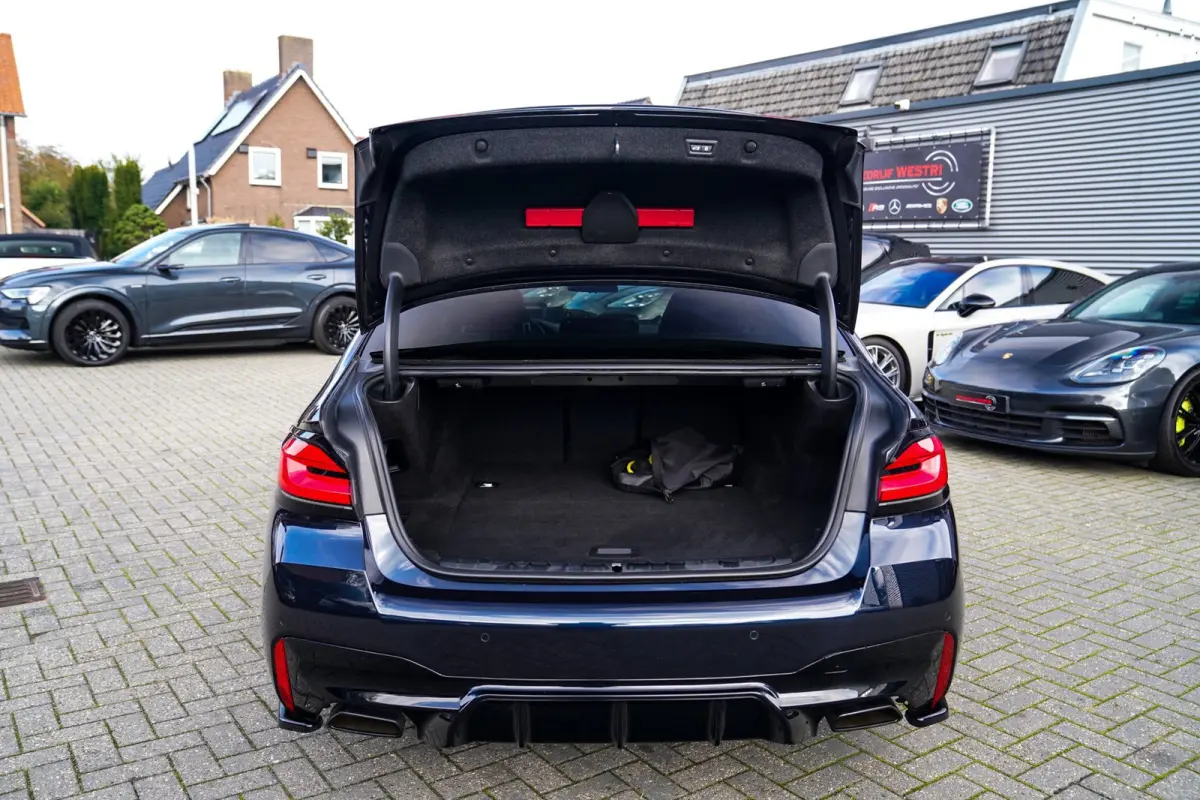 545e xDrive High Executive | Head Up Display | M-Kuipstoelen | Maxton-pakket | 360 Camera | harman/Kardon