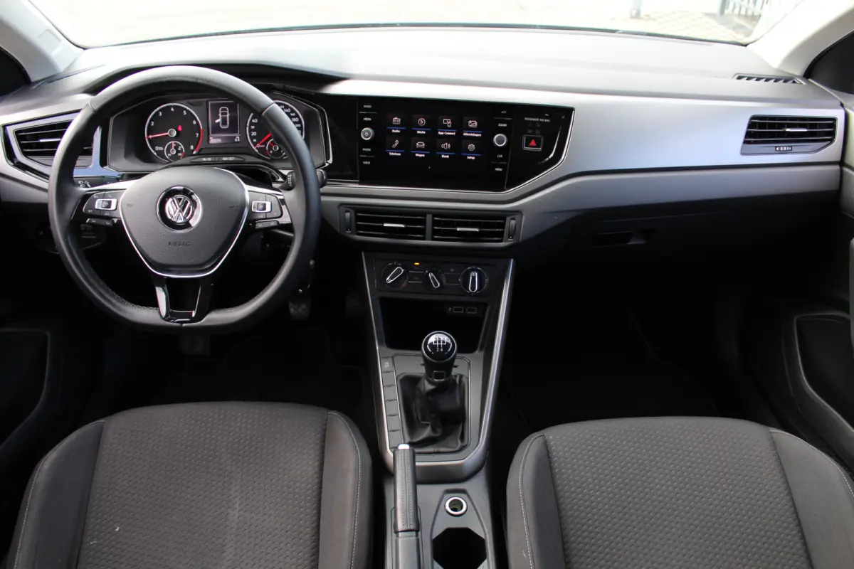 1.0 TSI Comfortline Business | Apple carplay / Android auto