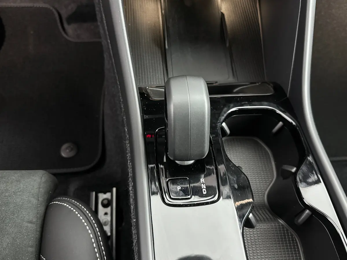Single Motor Ext. Range Ultra Bl.Ed. Europa 82 kWh | 20" | Getint Glas | Leder/Nubuck | 360 Camera | Panoramadak | Elektr. verst. Stoelen | Adaptieve Cruise | BLIS | Stoel/Stuur/Achterbankve