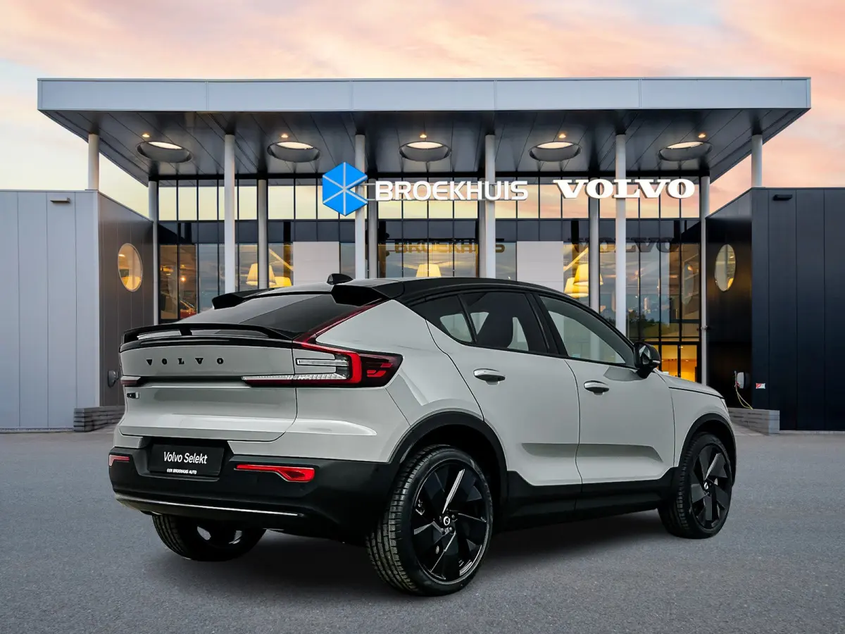 Single Motor Ext. Range Ultra Bl.Ed. Europa 82 kWh | 20" | Getint Glas | Leder/Nubuck | 360 Camera | Panoramadak | Elektr. verst. Stoelen | Adaptieve Cruise | BLIS | Stoel/Stuur/Achterbankve