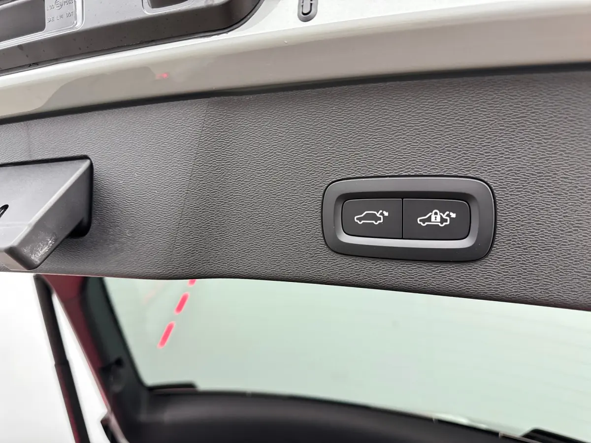 Single Motor Ext. Range Ultra Bl.Ed. Europa 82 kWh | 20" | Getint Glas | Leder/Nubuck | 360 Camera | Panoramadak | Elektr. verst. Stoelen | Adaptieve Cruise | BLIS | Stoel/Stuur/Achterbankve