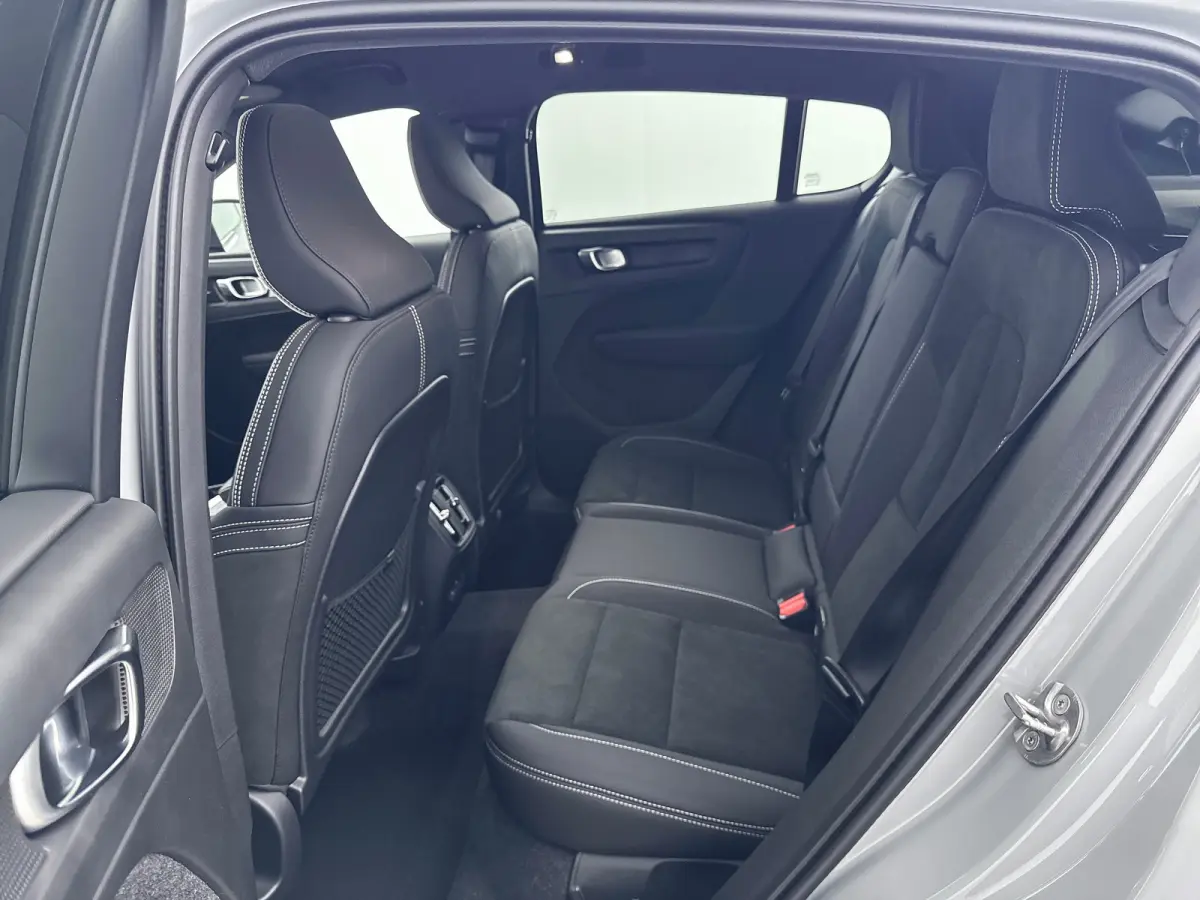 Single Motor Ext. Range Ultra Bl.Ed. Europa 82 kWh | 20" | Getint Glas | Leder/Nubuck | 360 Camera | Panoramadak | Elektr. verst. Stoelen | Adaptieve Cruise | BLIS | Stoel/Stuur/Achterbankve