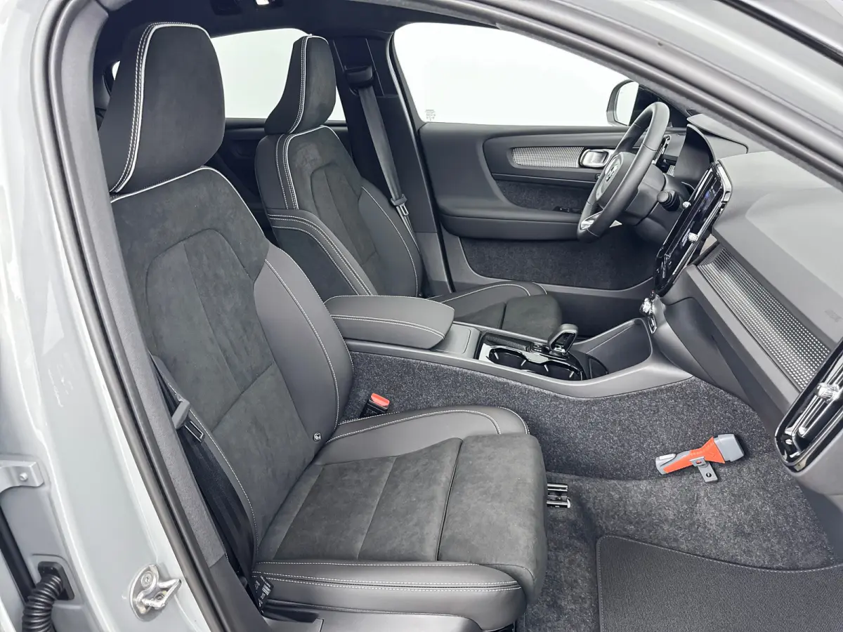 Single Motor Ext. Range Ultra Bl.Ed. Europa 82 kWh | 20" | Getint Glas | Leder/Nubuck | 360 Camera | Panoramadak | Elektr. verst. Stoelen | Adaptieve Cruise | BLIS | Stoel/Stuur/Achterbankve