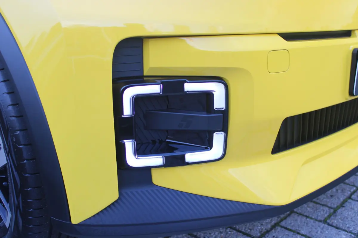COMFORT RANGE TECHNO 150PK 52 kWh *NIEUWE AUTO!* | PACK WINTER TECHNO: (ELEKTRISCH VERWARMBARE VOORSTOELEN, ELEKTRISCH VERWARMBAAR STUURWIEL, BESTUUDERSSTOEL MET ELEKTRSCH VERSTELBARE LENDES