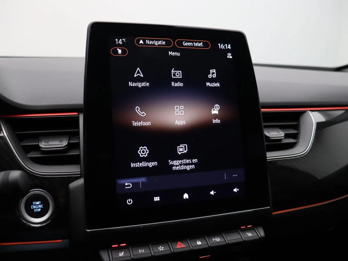 1.6 E-Tech Hybrid 145 R.S. Line | Stoel en stuur verwarming | Climate Control | Navigatie | Lederen bekleding | Elektrisch verstelbare stoel | Apple carplay/Andoid auto |