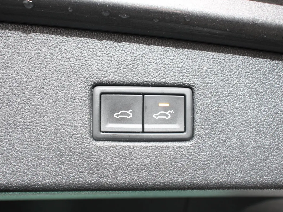 1.4 TSI ACT Highline Business R Climate Control Panoramadak Navigatiesysteem Handel/Export APK t/m 06-2027