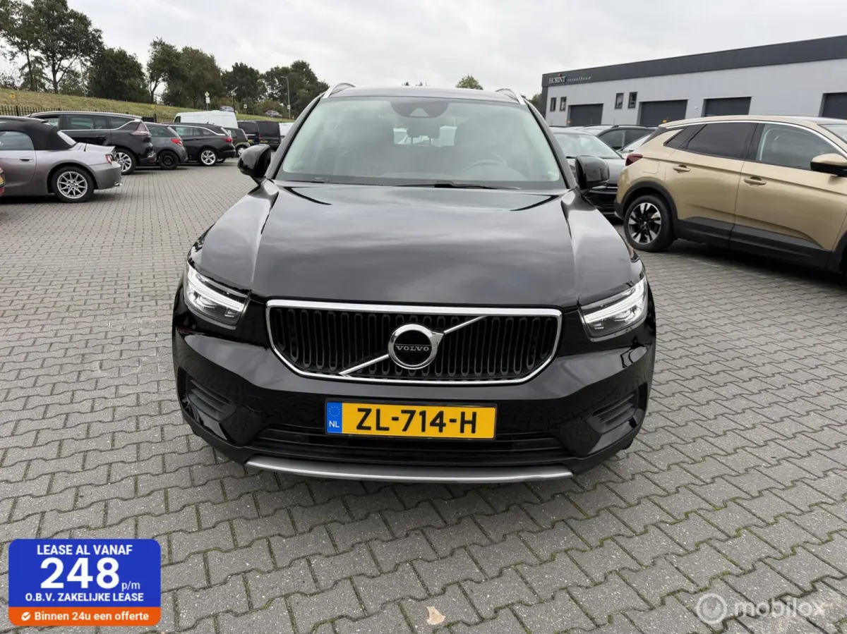 2.0 D3 AWD Momentum automaat leer