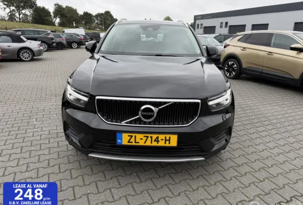 2.0 D3 AWD Momentum automaat leer