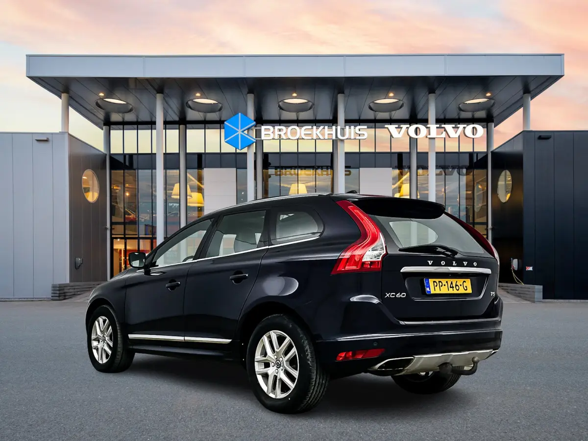 T5 Polar+ | 18" | Elektr. verstelbare Lederen Sportstoelen | Trekhaak | Panoramadak | Parkeercamera | Xenon | Stoelverwarming | Parkeerverwarming