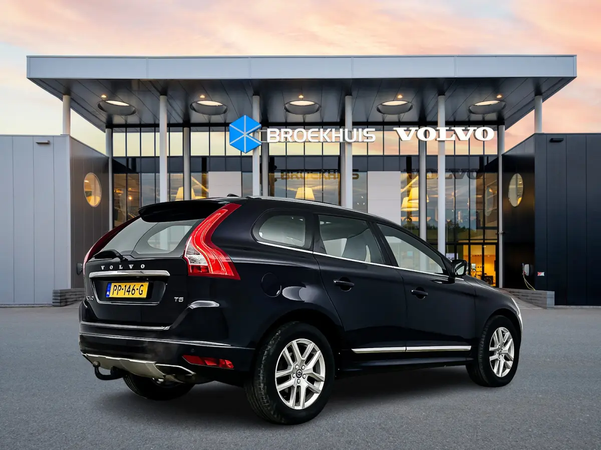T5 Polar+ | 18" | Elektr. verstelbare Lederen Sportstoelen | Trekhaak | Panoramadak | Parkeercamera | Xenon | Stoelverwarming | Parkeerverwarming