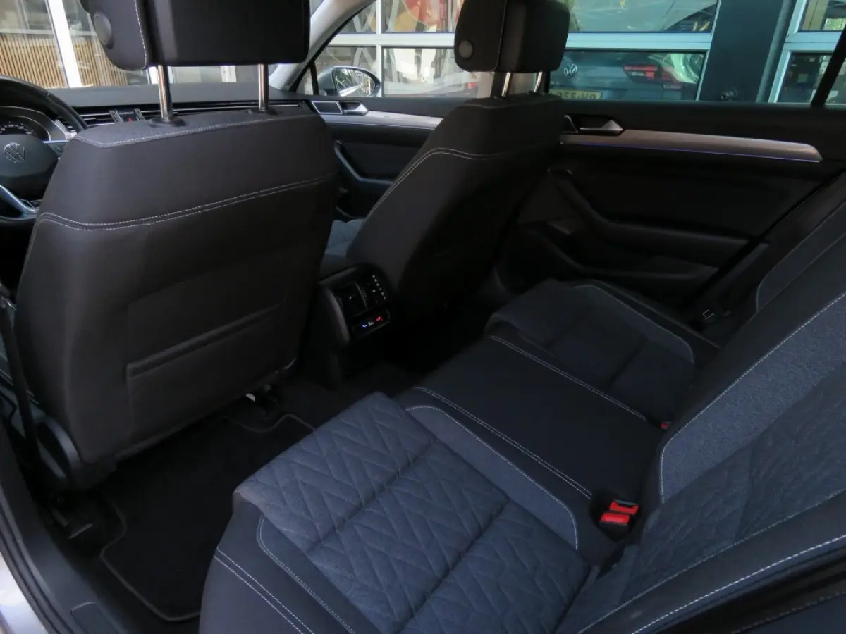 1.4 TSI PHEV GTE / Elec.achterklep / Camera / Elec.stoel / BOVAG garantie