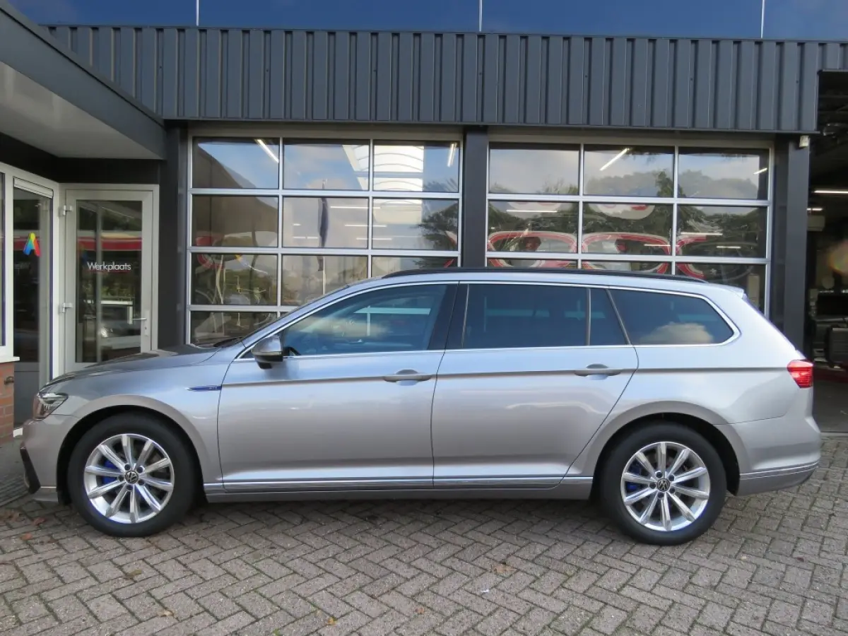 1.4 TSI PHEV GTE / Elec.achterklep / Camera / Elec.stoel / BOVAG garantie