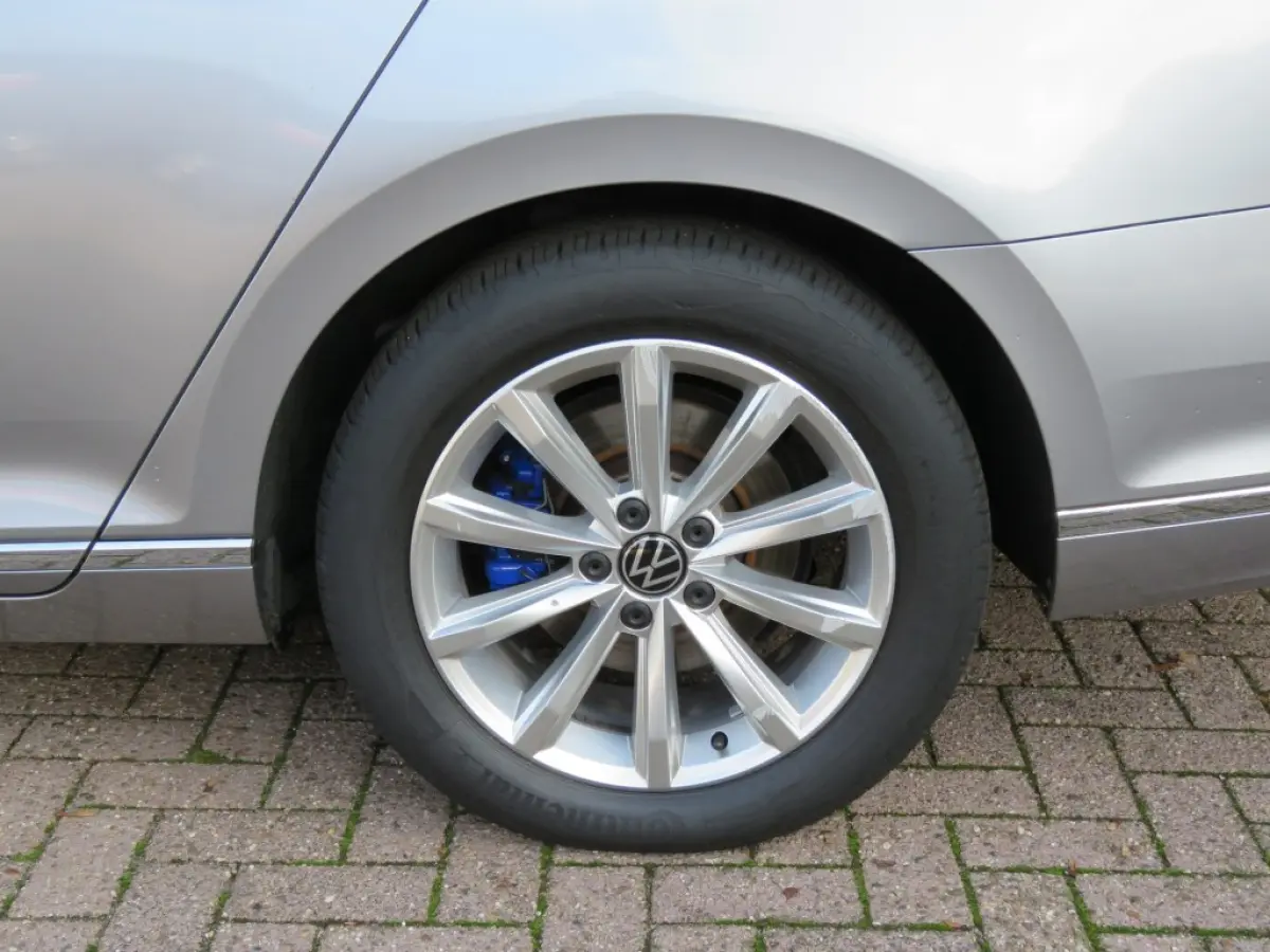 1.4 TSI PHEV GTE / Elec.achterklep / Camera / Elec.stoel / BOVAG garantie