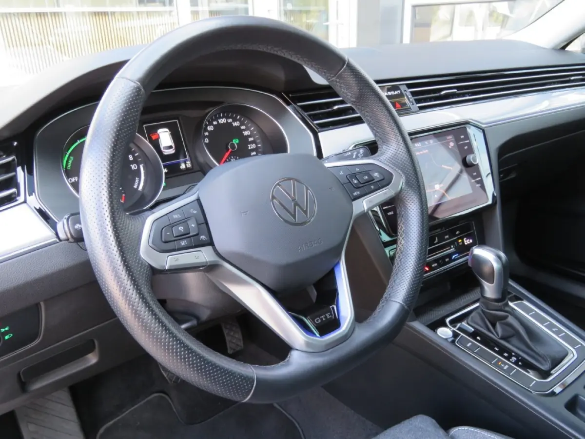 1.4 TSI PHEV GTE / Elec.achterklep / Camera / Elec.stoel / BOVAG garantie